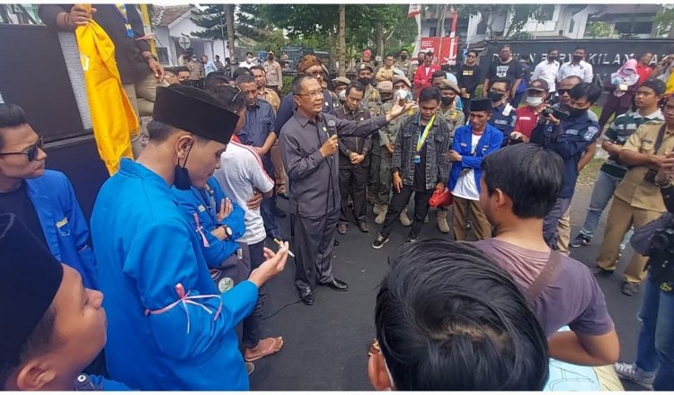 Catut Marut Distribusi Pupuk di Bondowoso